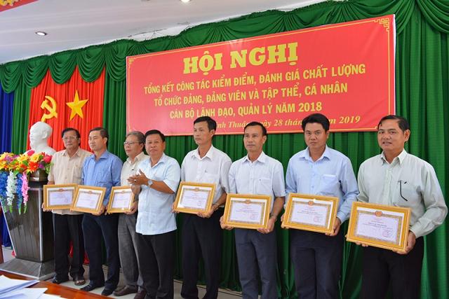 Tổng kết công tác kiểm điểm, đánh giá, xếp loại chất lượng đối với tổ chức cơ sở Đảng, đảng viên và tập thể, cá nhân cán bộ lãnh đạo, quản lý năm 2018