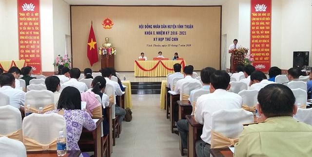 Huyện Vĩnh Thuận tổ chức kỳ họp thứ chín HĐND huyện khóa X nhiệm kỳ 2016-2021